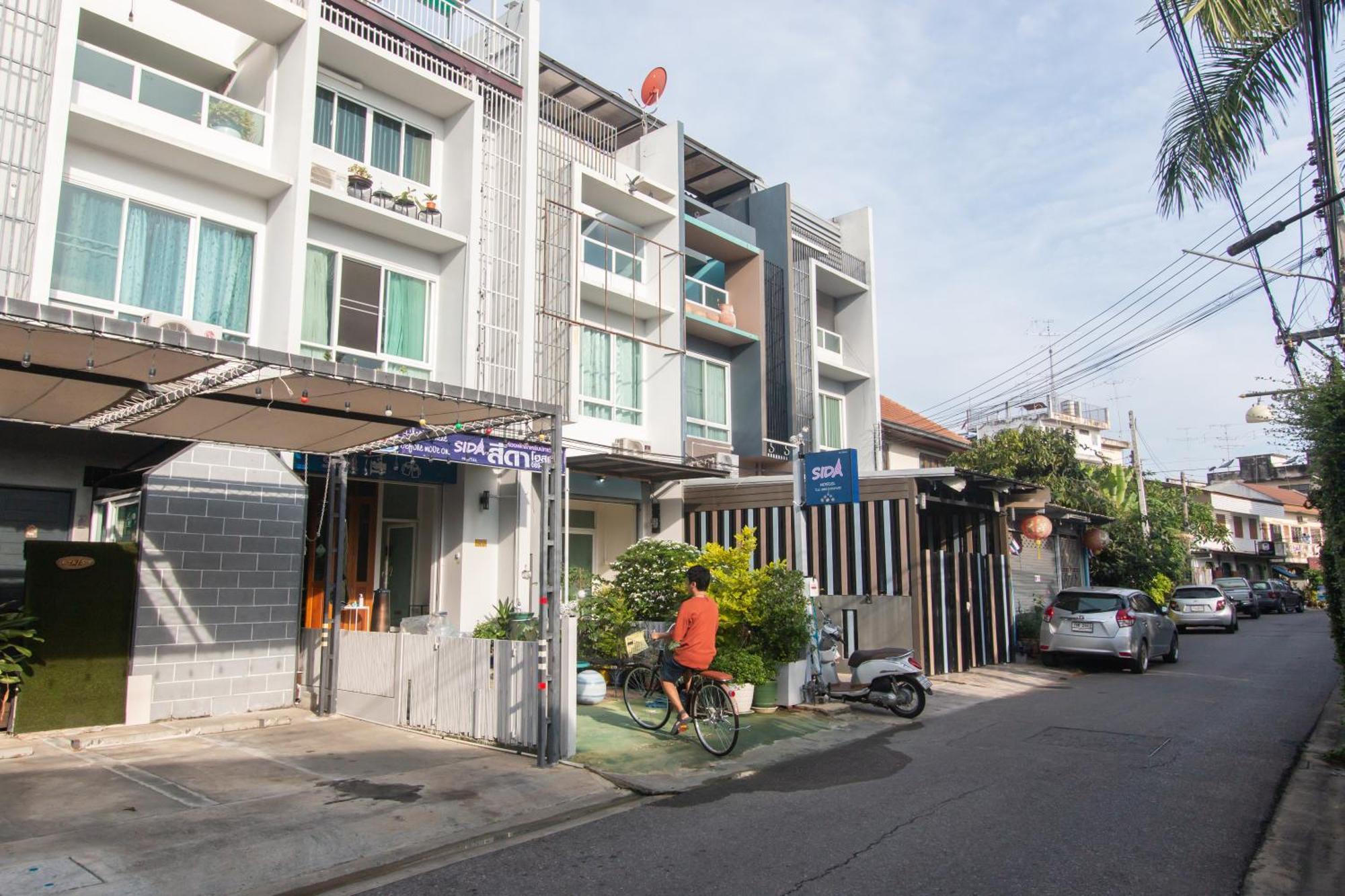 Sida Hostel Phetchaburi Exteriör bild