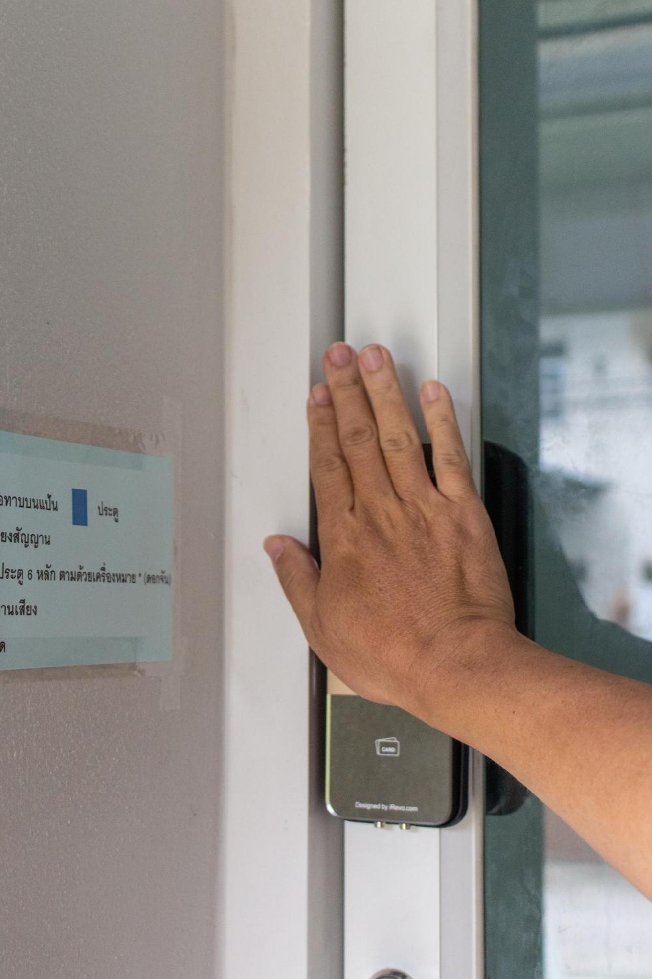Sida Hostel Phetchaburi Exteriör bild